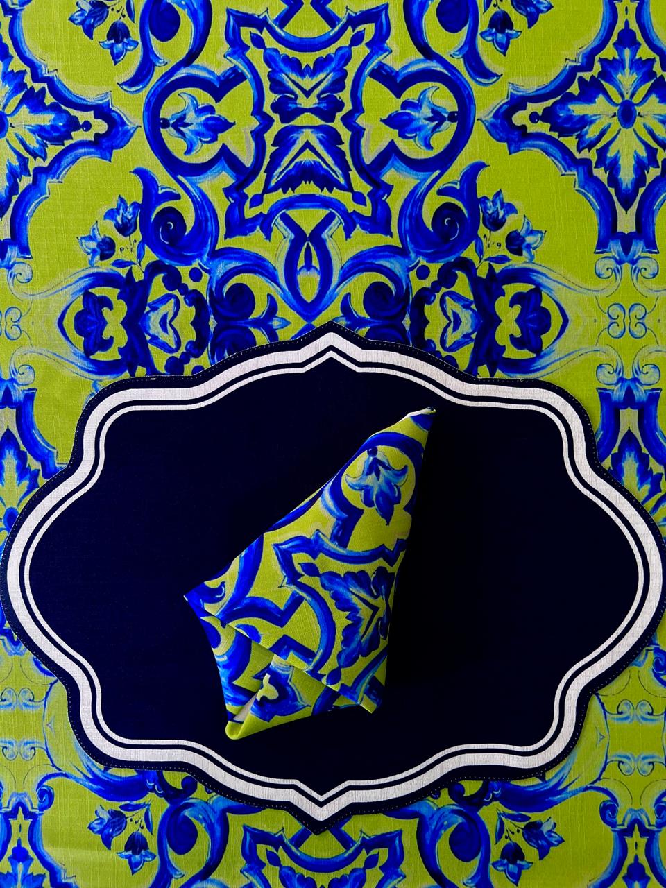 Individual Dolce Vita azul marino sobre tela verde lima y azul